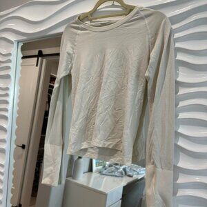 Lululemon Swiftly Tech Long-Sleeve Shirt 2.0 Waist Length